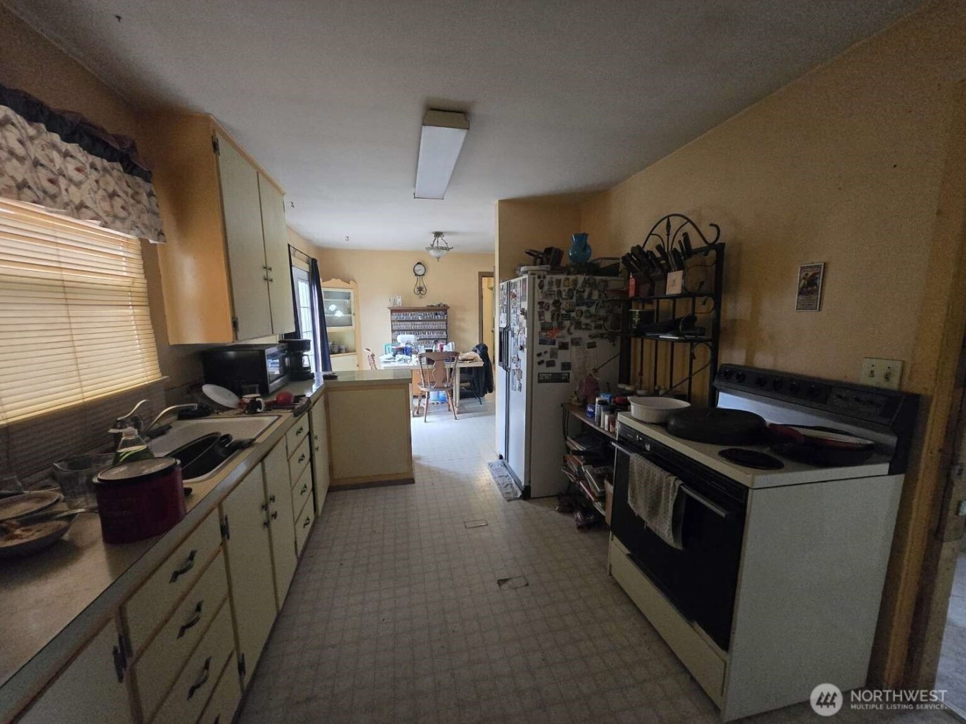 1318 S 6th Avenue , Yakima, WA 98902