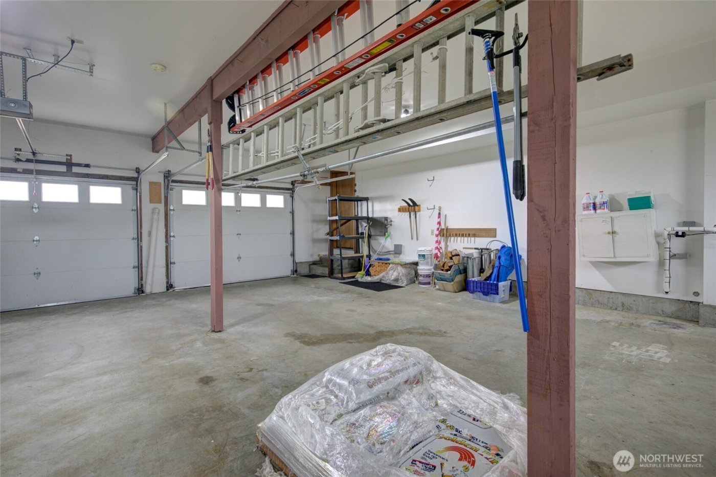 347 Sand Dune Avenue SW, Ocean Shores, WA 98569