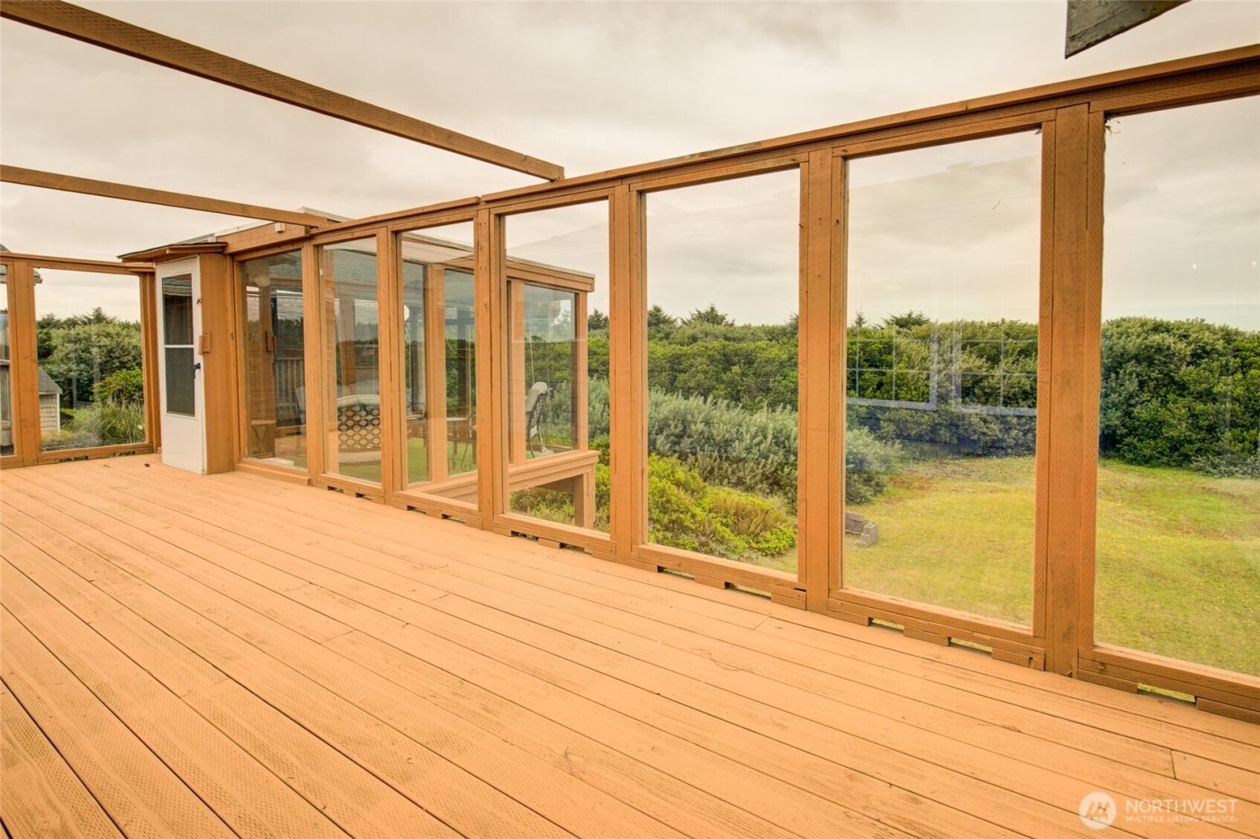 347 Sand Dune Avenue SW, Ocean Shores, WA 98569