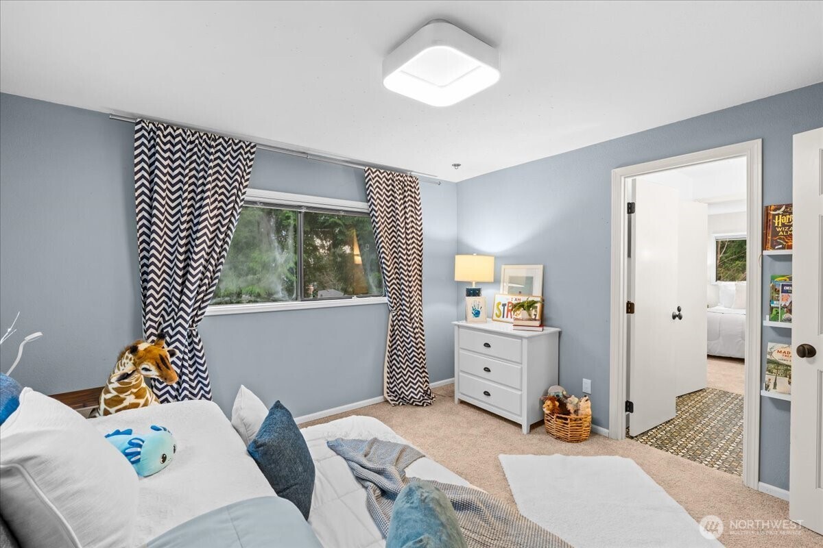 15457 256th Avenue SE, Issaquah, WA 98027