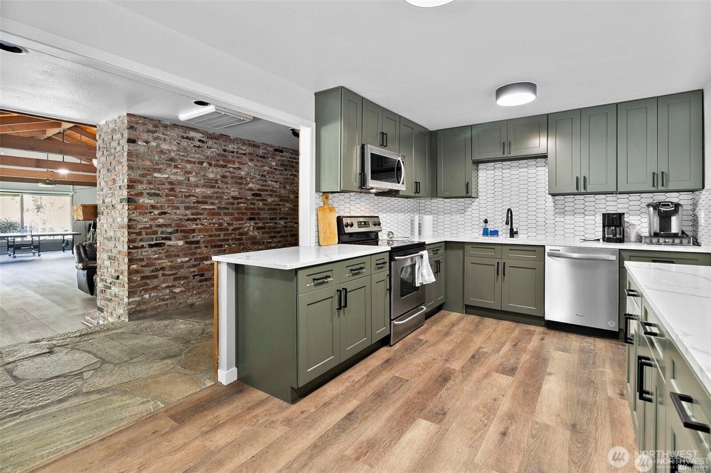 15457 256th Avenue SE, Issaquah, WA 98027