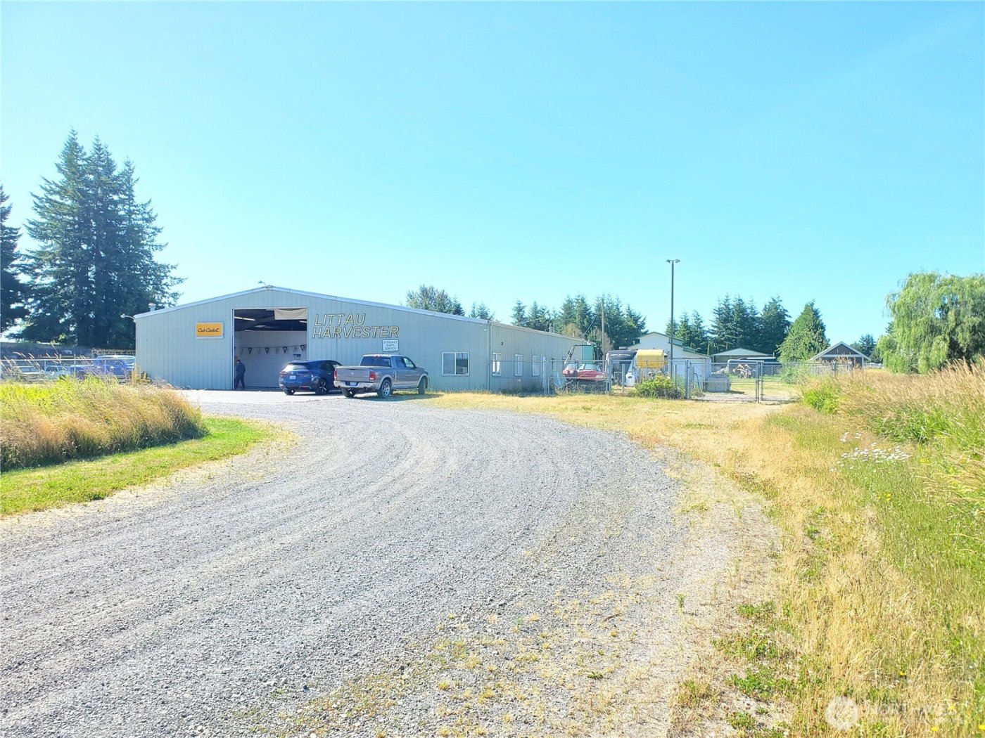 6881 E 5th Place , Lynden, WA 98264