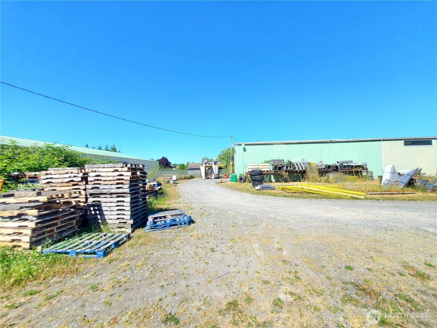 6881 E 5th Place , Lynden, WA 98264