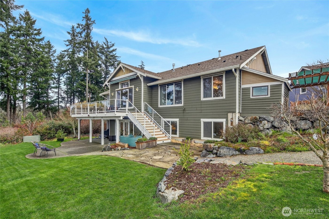 12235 15th Avenue SW, Burien, WA 98146