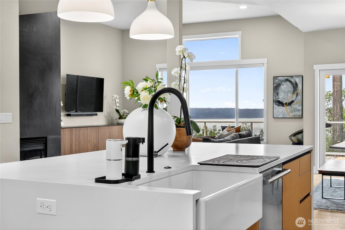 12235 15th Avenue SW, Burien, WA 98146