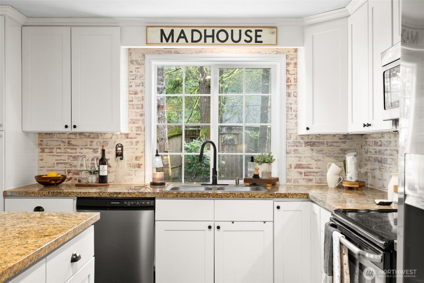 7451 Ebbert Drive SE, Port Orchard, WA 98367