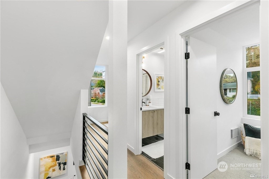 2408 Dexter Avenue N #B, Seattle, WA 98109