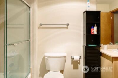 412 11th Avenue #203, Seattle, WA 98122 - Photo 12