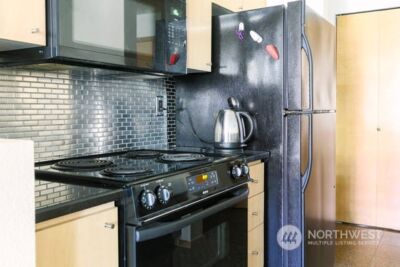 412 11th Avenue #203, Seattle, WA 98122 - Photo 14