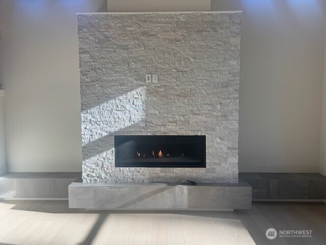 9207 NE 175th Street #B, Bothell, WA 98011