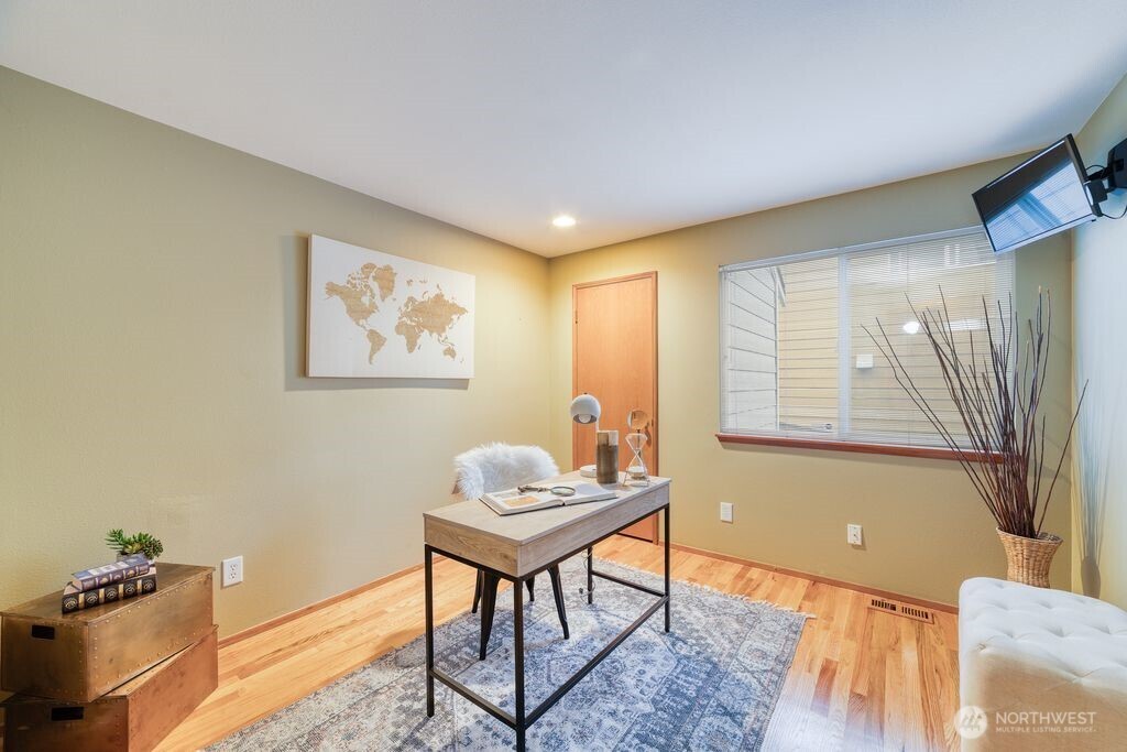 22237 131st Avenue SE, Kent, WA 98031