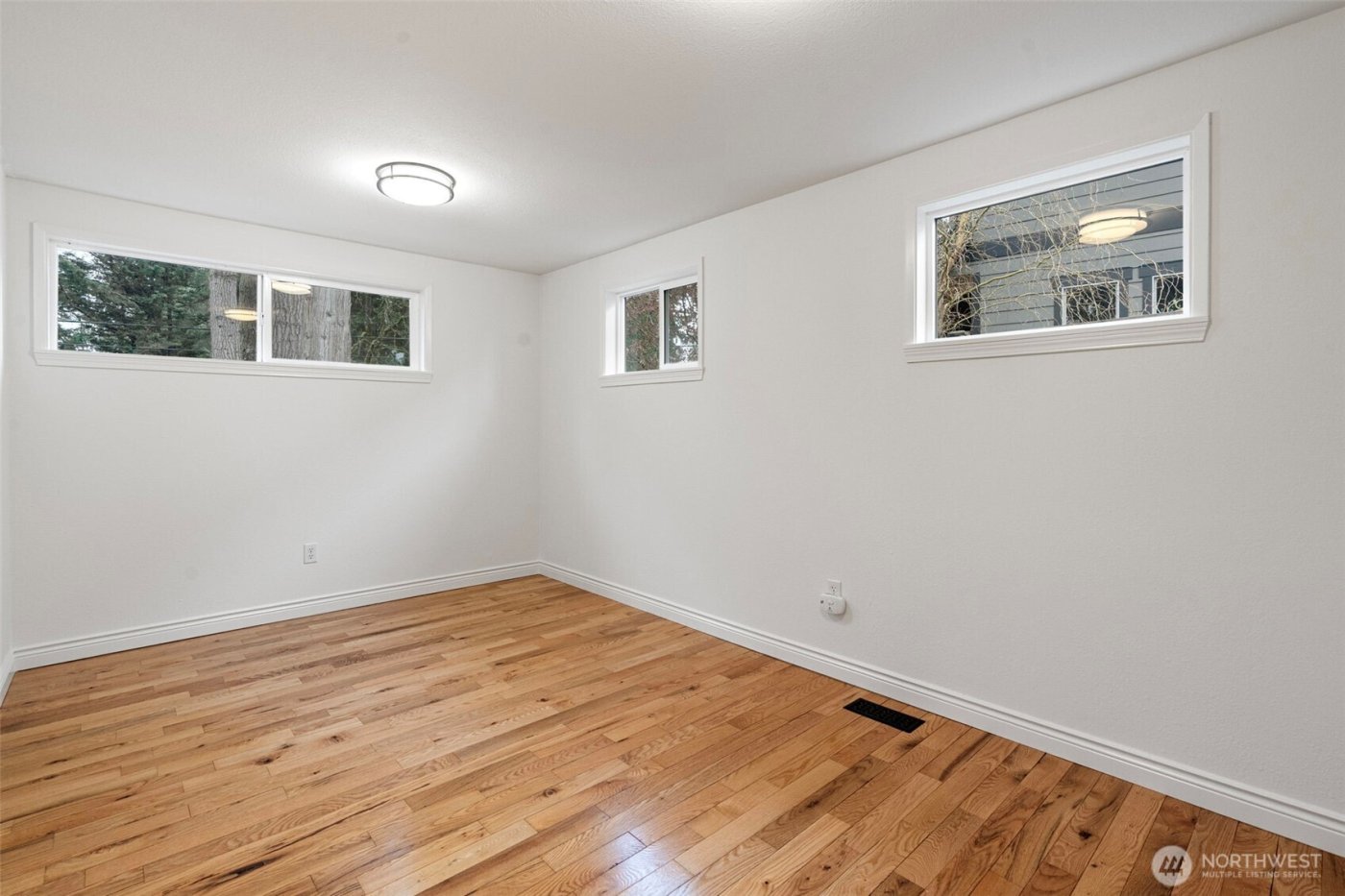 21614 SE 259th Street , Maple Valley, WA 98038