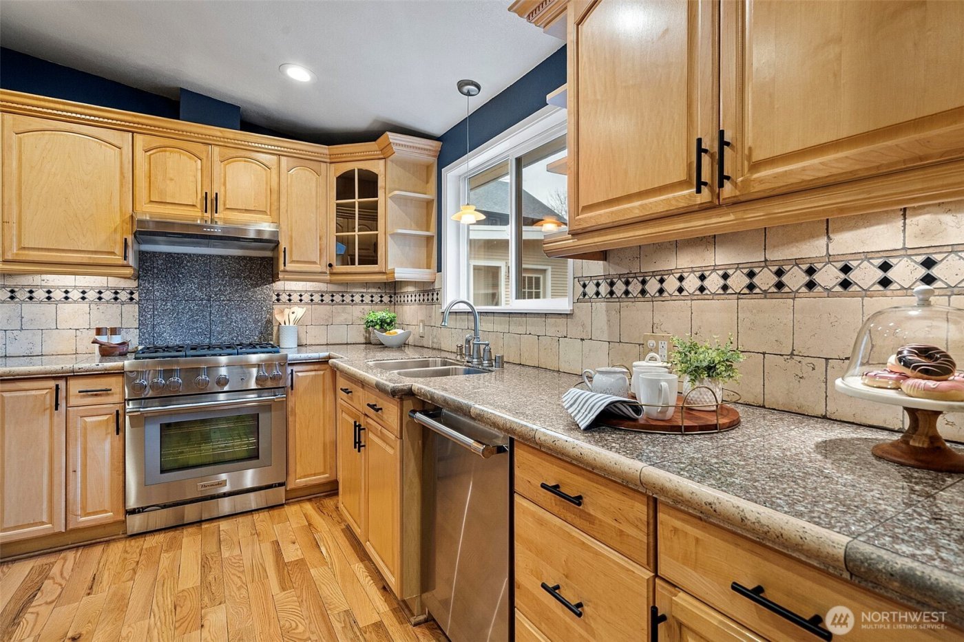 21614 SE 259th Street , Maple Valley, WA 98038