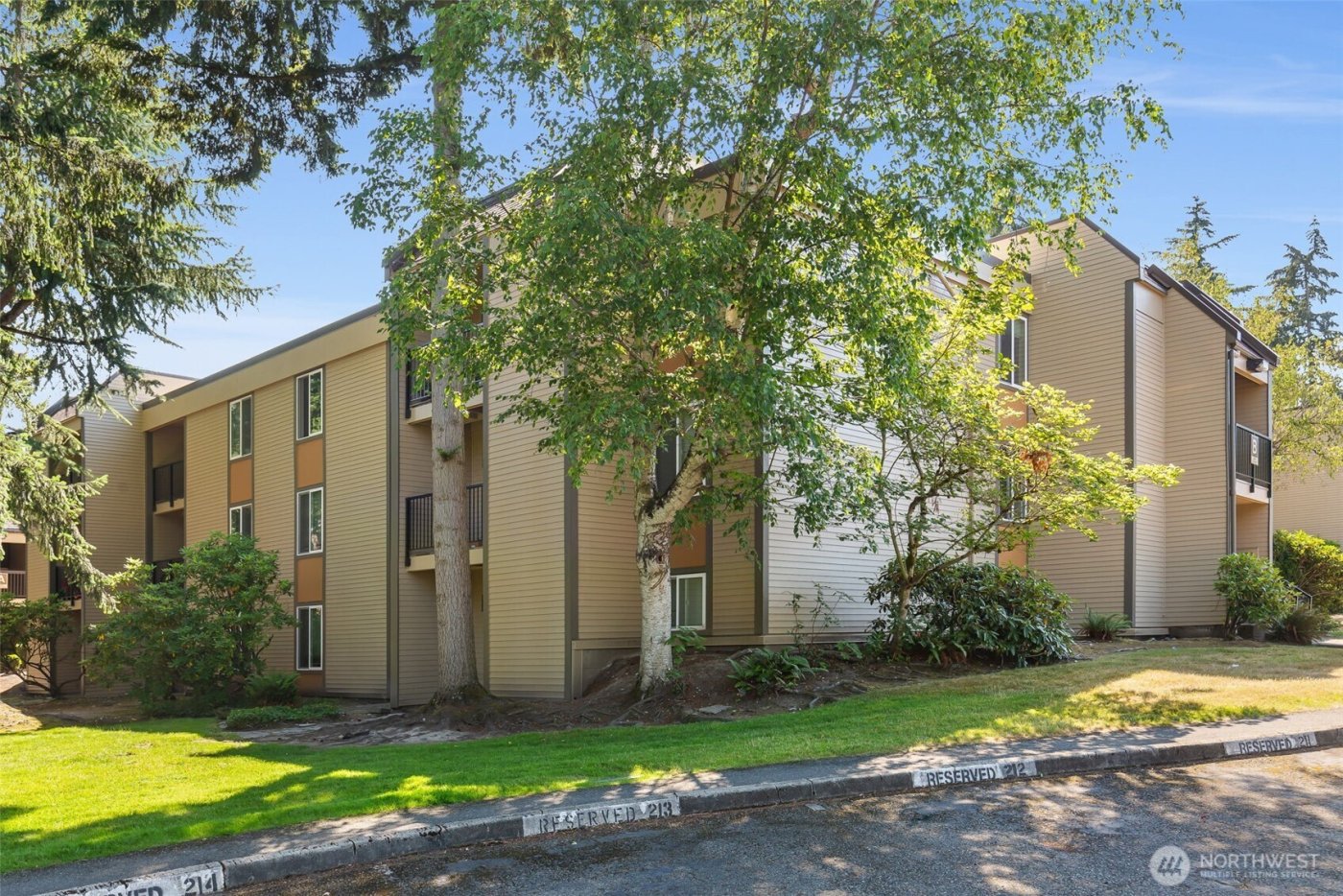 14665 NE 34TH Street #B13, Bellevue, WA 98007