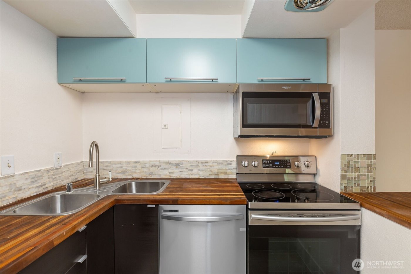 14665 NE 34TH Street #B13, Bellevue, WA 98007