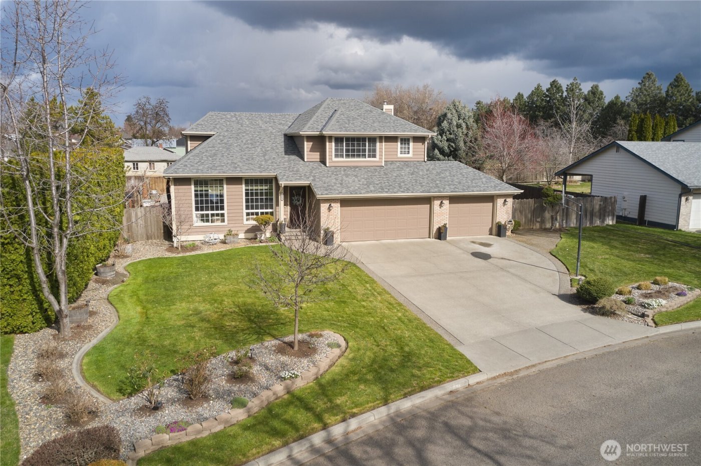 2009 Wallace Street , Walla Walla, WA 99362