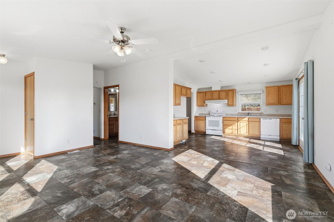 16161 N Wenas Road , Selah, WA 98942