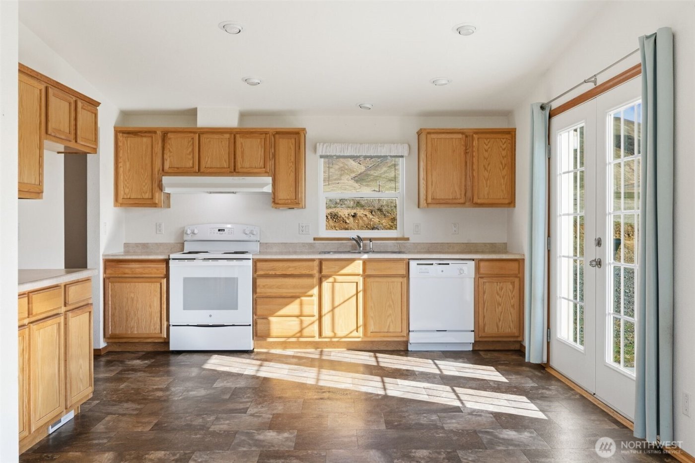 16161 N Wenas Road , Selah, WA 98942