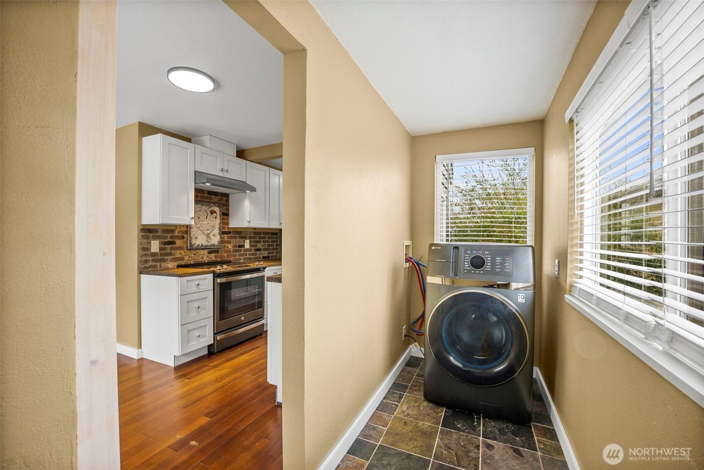 1805 Lawrence Street , Port Orchard, WA 98366