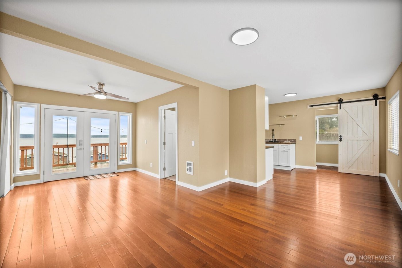 1805 Lawrence Street , Port Orchard, WA 98366