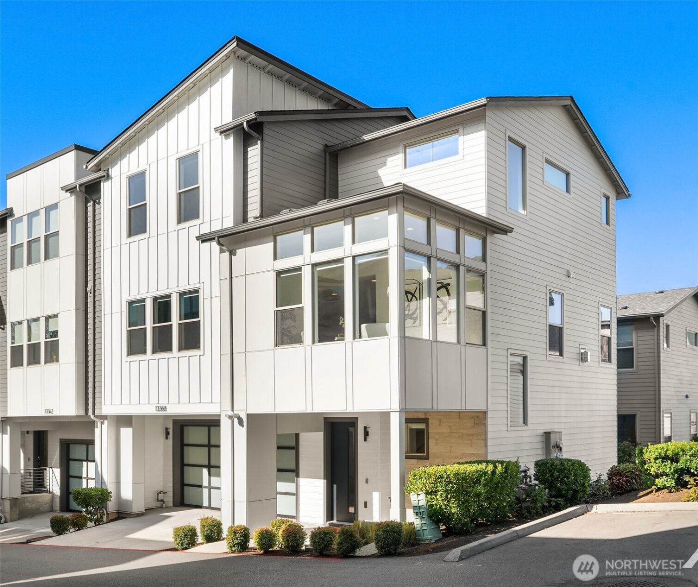 13368 SE 68th Place , Newcastle, WA 98059