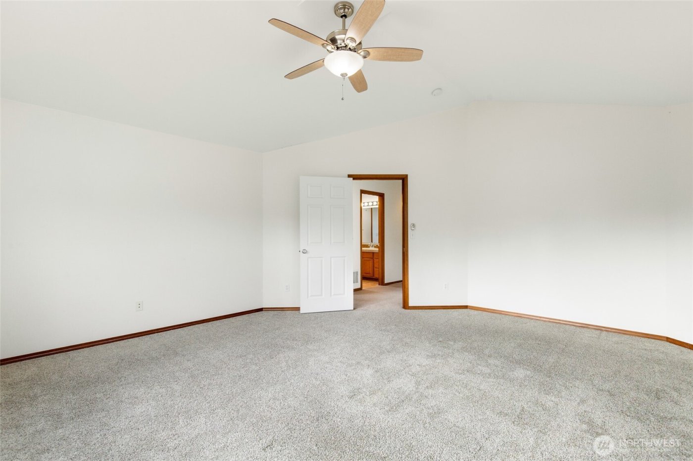 5907 77th Drive NE, Marysville, WA 98270