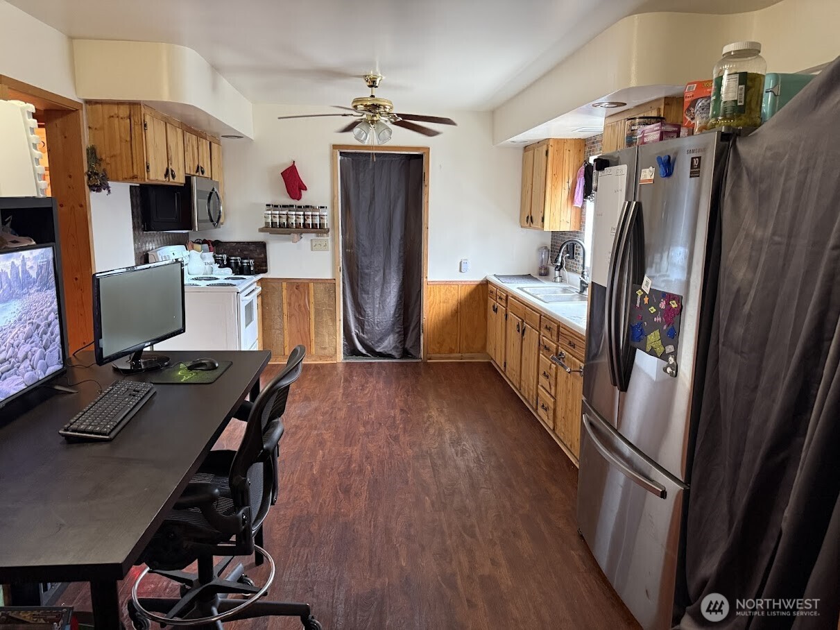 411 S Divisioon Street , Odessa, WA 99159