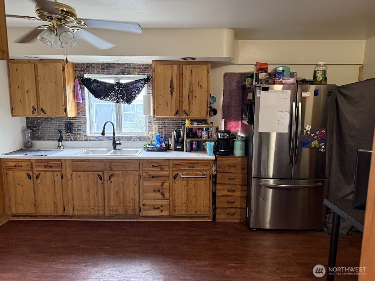 411 S Divisioon Street , Odessa, WA 99159