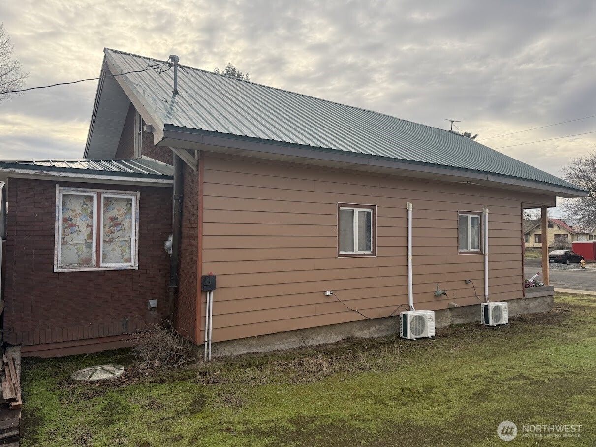 411 S Divisioon Street , Odessa, WA 99159
