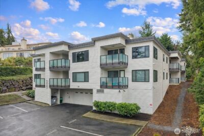 5225 50th Avenue NE #206, Seattle, WA 98105 - Photo 2