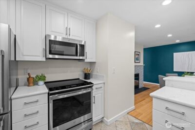 5225 50th Avenue NE #206, Seattle, WA 98105 - Photo 12