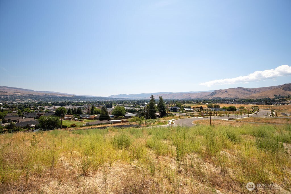 0 Lot 4 Farmstead Lane , Wenatchee, WA 98801