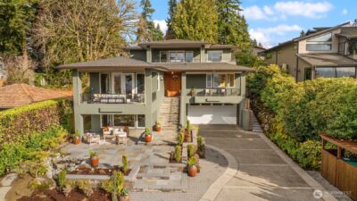 1610 10th Street W, Kirkland, WA 98033