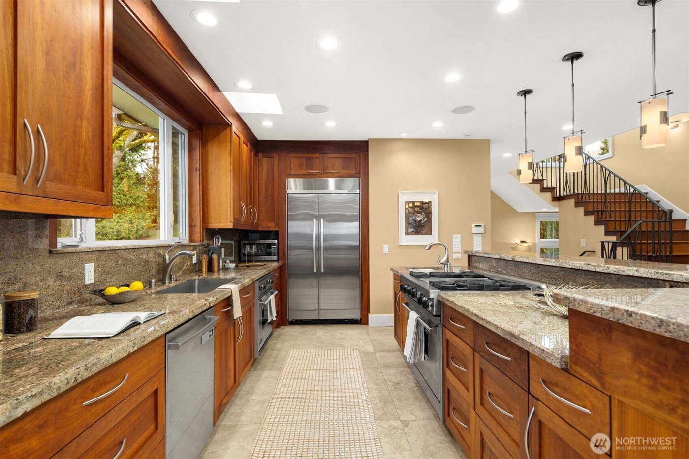 1610 10th Street W, Kirkland, WA 98033