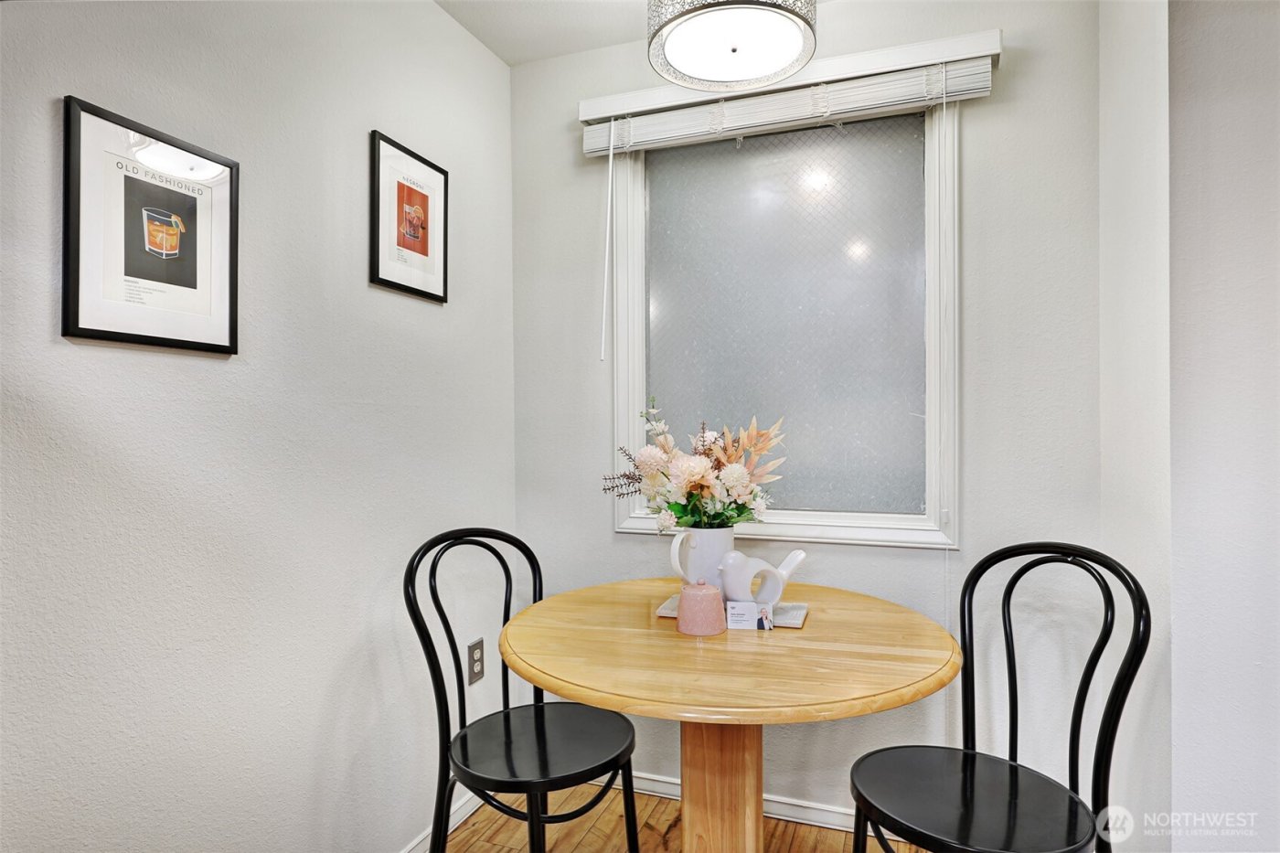 823 N 161st Place #105, Shoreline, WA 98133