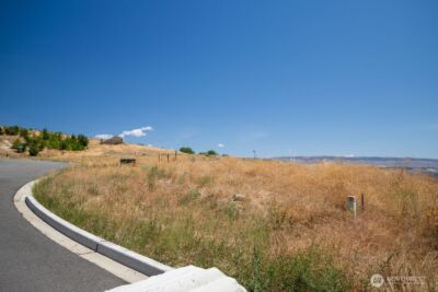 0 Lot 11 Ridgefield Way , Wenatchee, WA 98801 - Photo 12