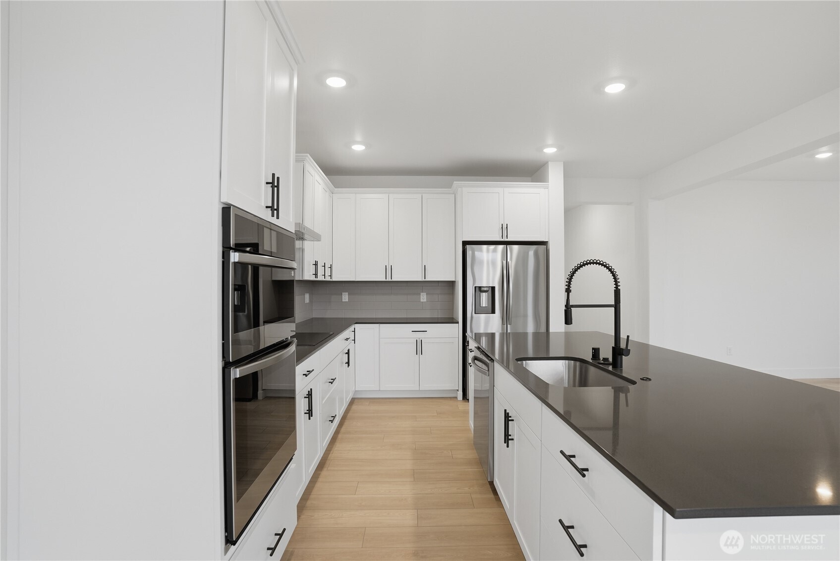 20464 Myrtle Place E, Bonney Lake, WA 98391