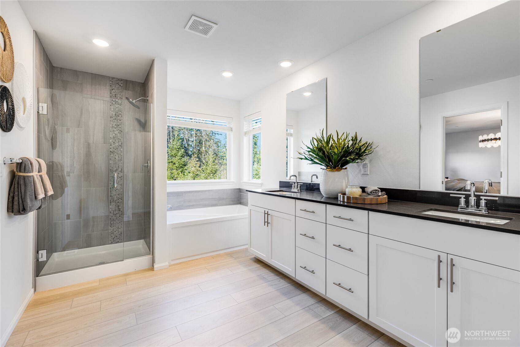 20464 Myrtle Place E, Bonney Lake, WA 98391