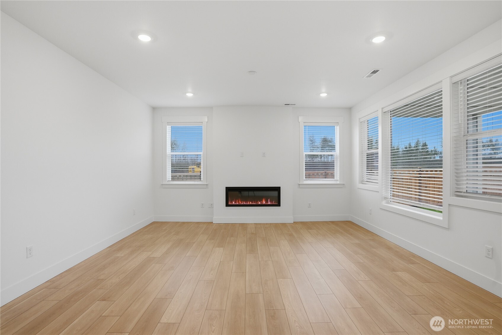 20464 Myrtle Place E, Bonney Lake, WA 98391