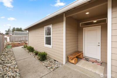 676 SW 20th Street #A, Chehalis, WA 98532 - Photo 7