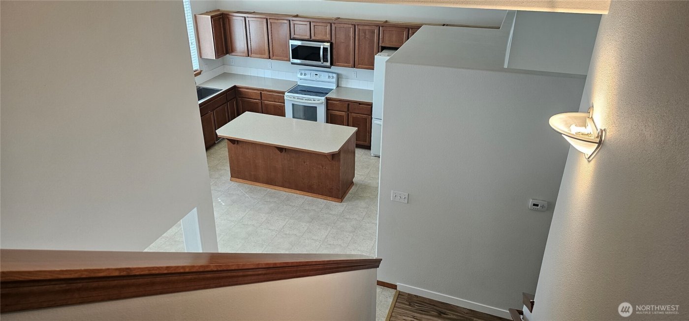 9131 Thea Rose Drive SE, Yelm, WA 98597