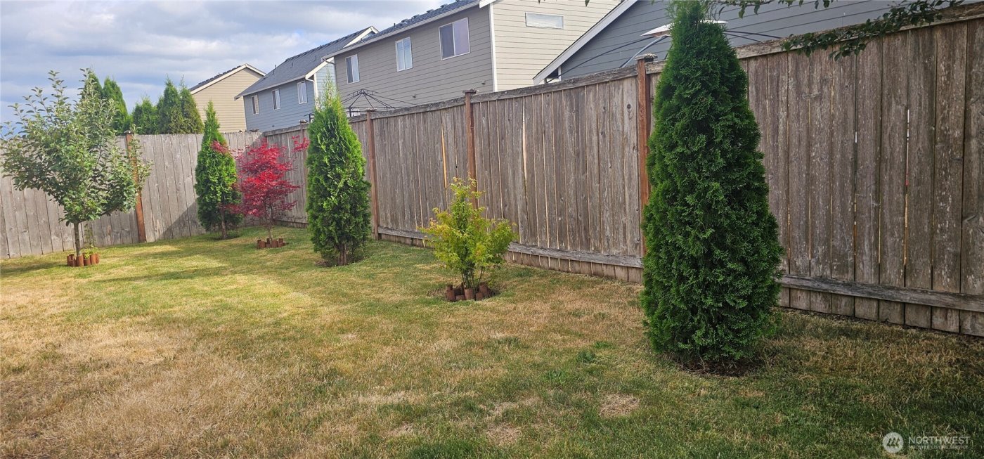 9131 Thea Rose Drive SE, Yelm, WA 98597