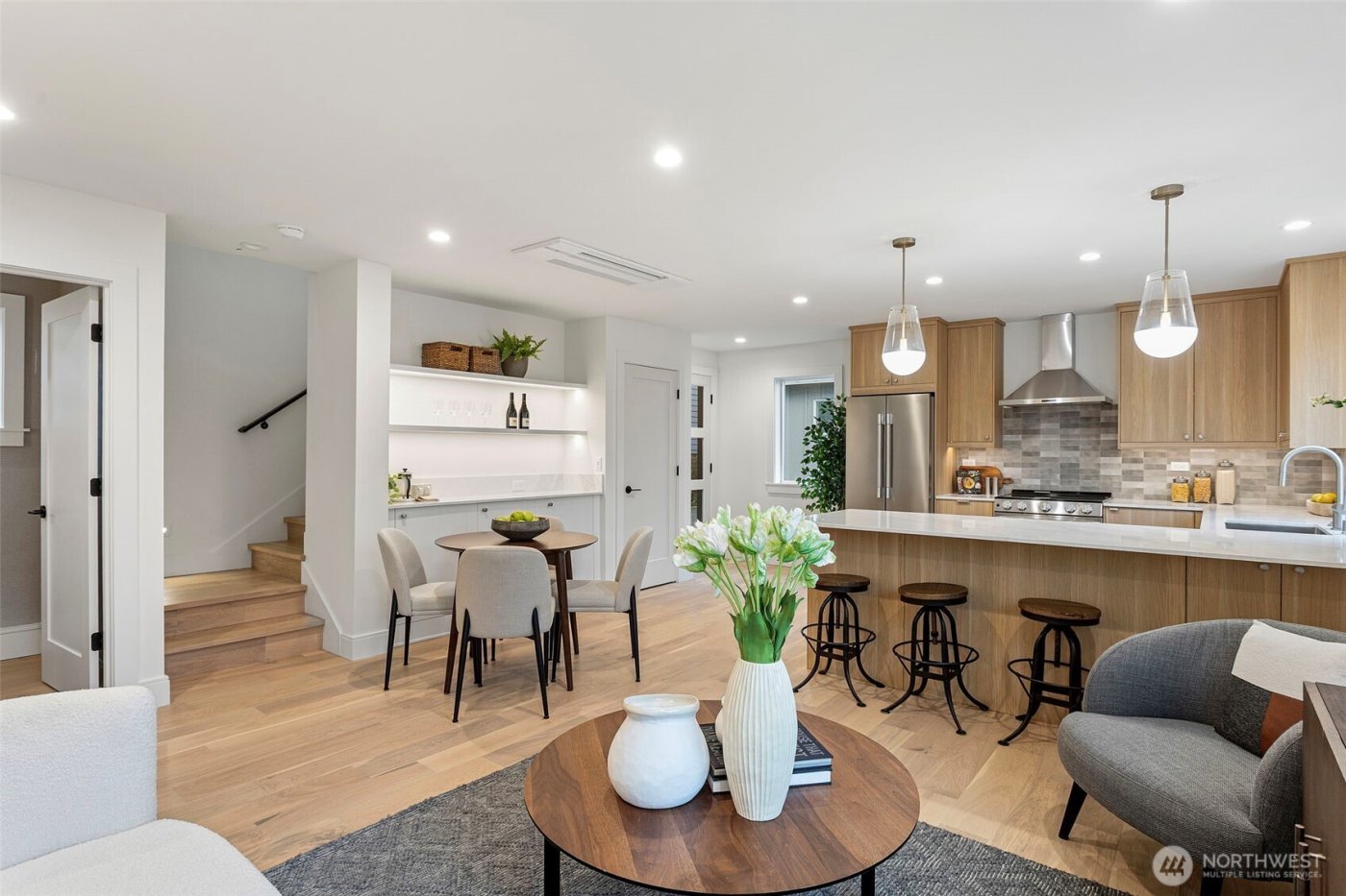 8003 25th Avenue NW, Seattle, WA 98117