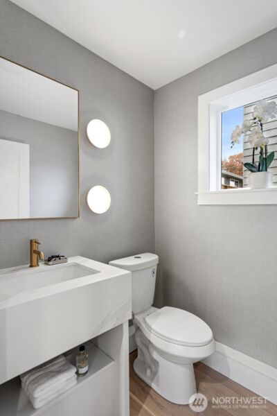 8003 25th Avenue NW, Seattle, WA 98117 - Photo 16