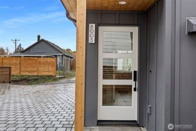 8003 25th Avenue NW, Seattle, WA 98117 - Photo 2