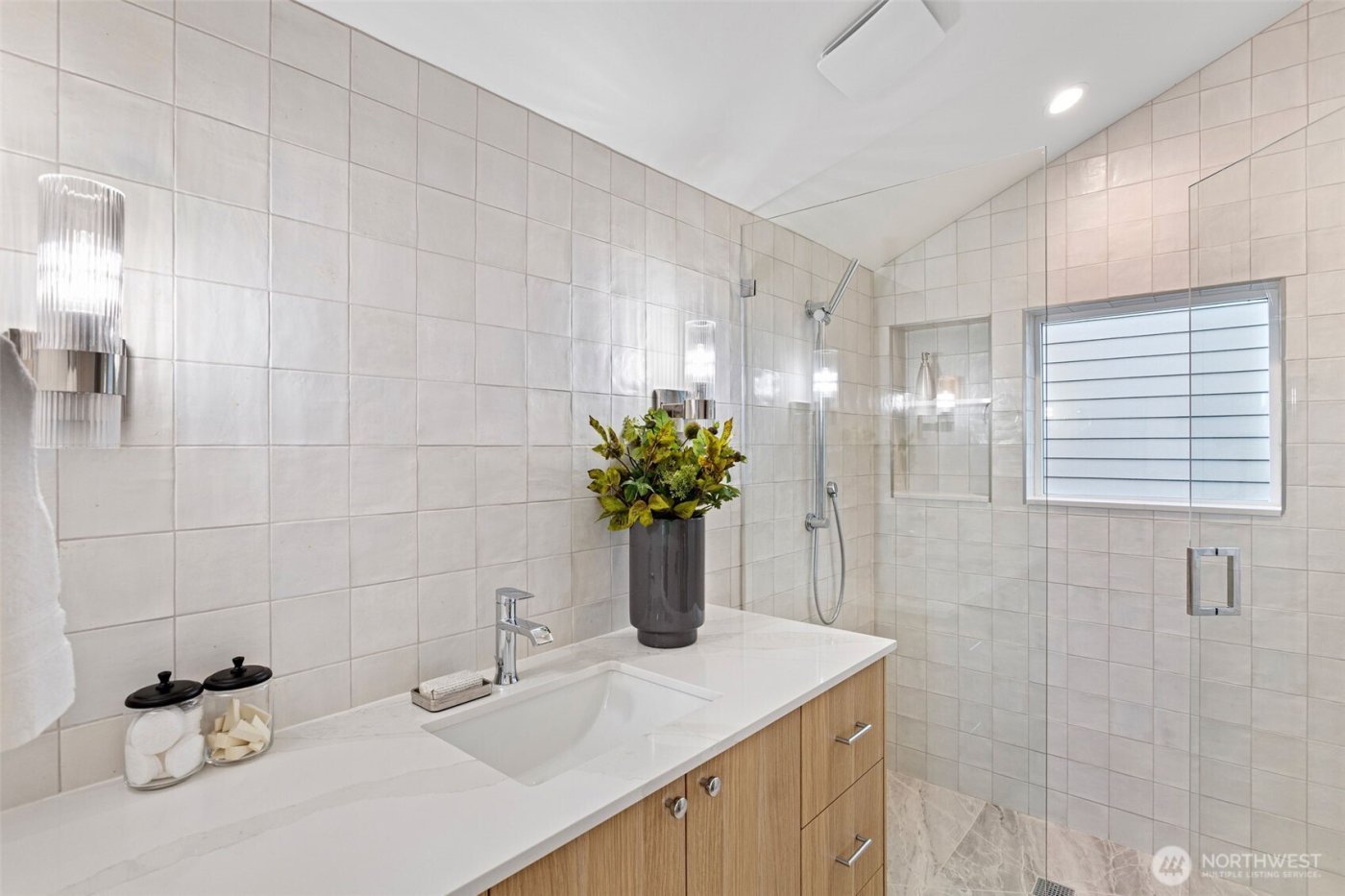 8003 25th Avenue NW, Seattle, WA 98117