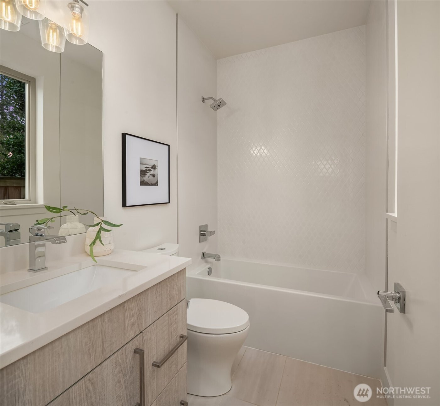 8206 128th Avenue NE, Kirkland, WA 98033