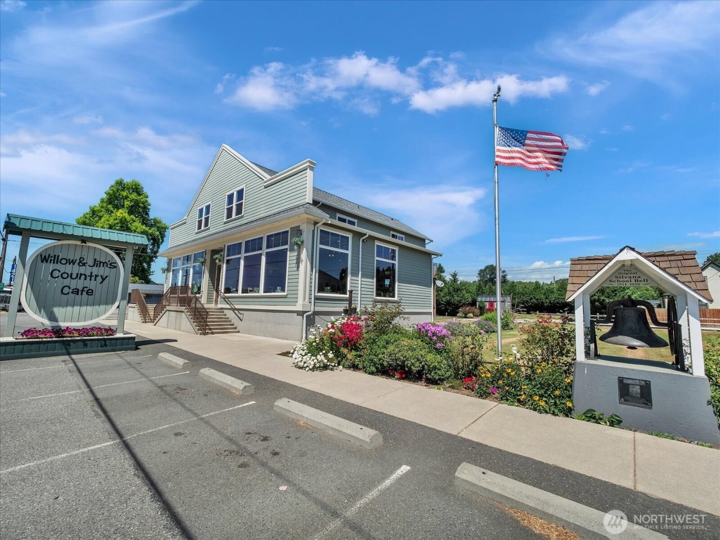 1421 Pioneer Highway , Silvana, WA 98287-4009