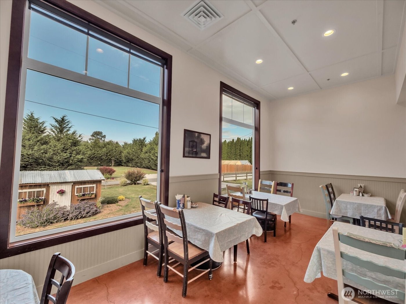 1421 Pioneer Highway , Silvana, WA 98287-4009