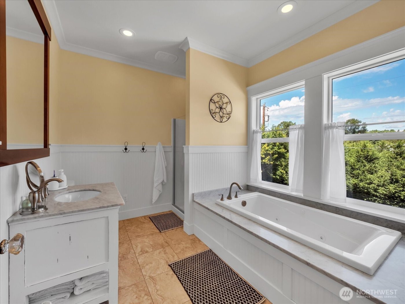1421 Pioneer Highway , Silvana, WA 98287-4009